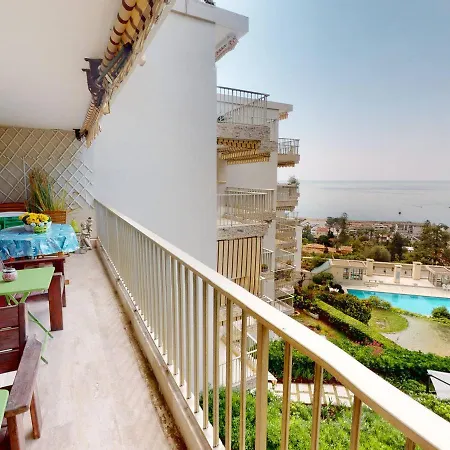 Appartement Grand 3p Climatise Avec Terrasses, Piscine Et Parkings A - Fr-1-196-331 Menton